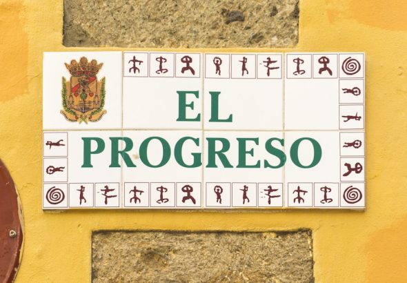 Photo "Improving language proficiency through dialogues"